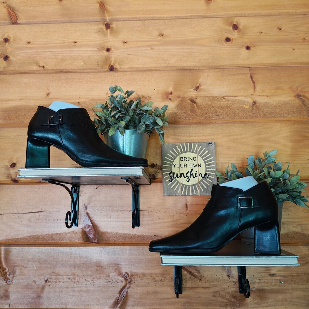 Enzo Angiolini Cabernet Heeled Ankle Boot Black Leather Square Buckle Heel Sz 8
